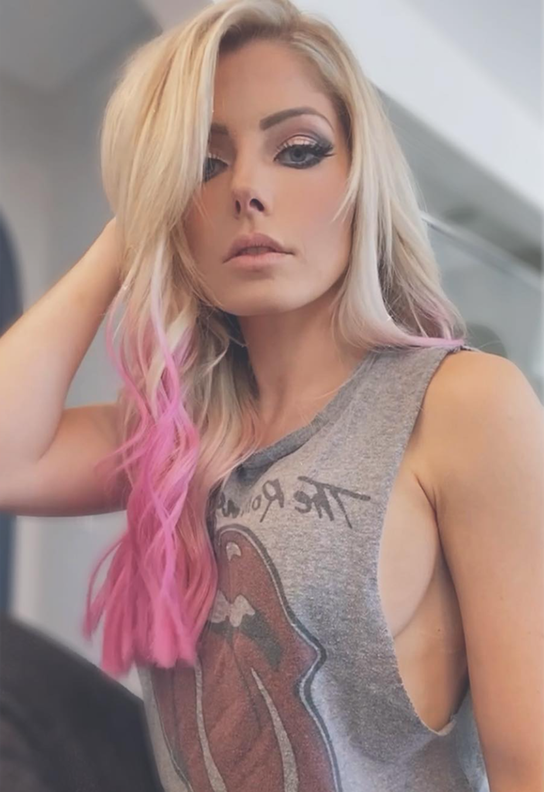 chris kunda add alexa bliss sexxx photo