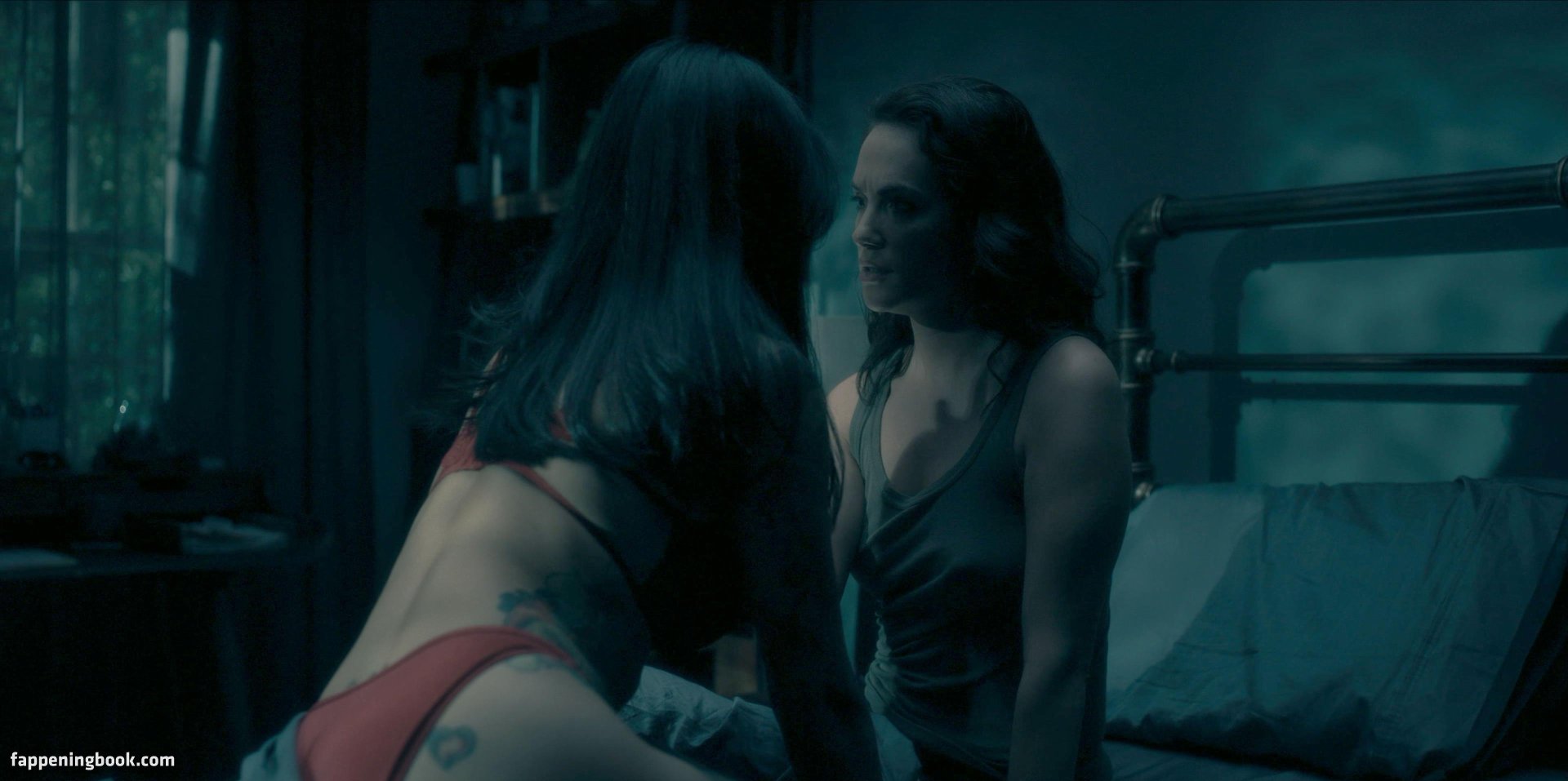 benjamin lukens add kate siegel naked image