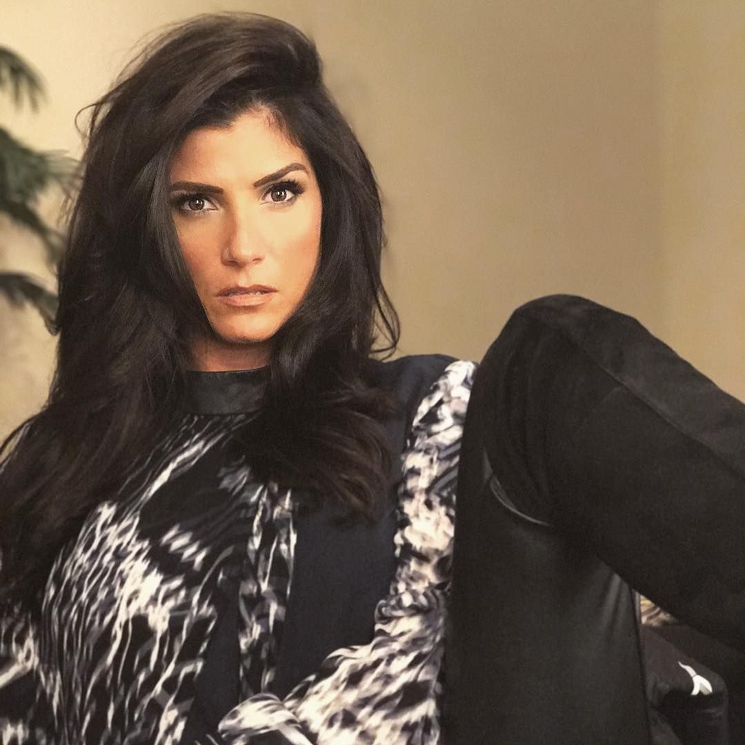 carissa bentley add dana loesch is hot photo