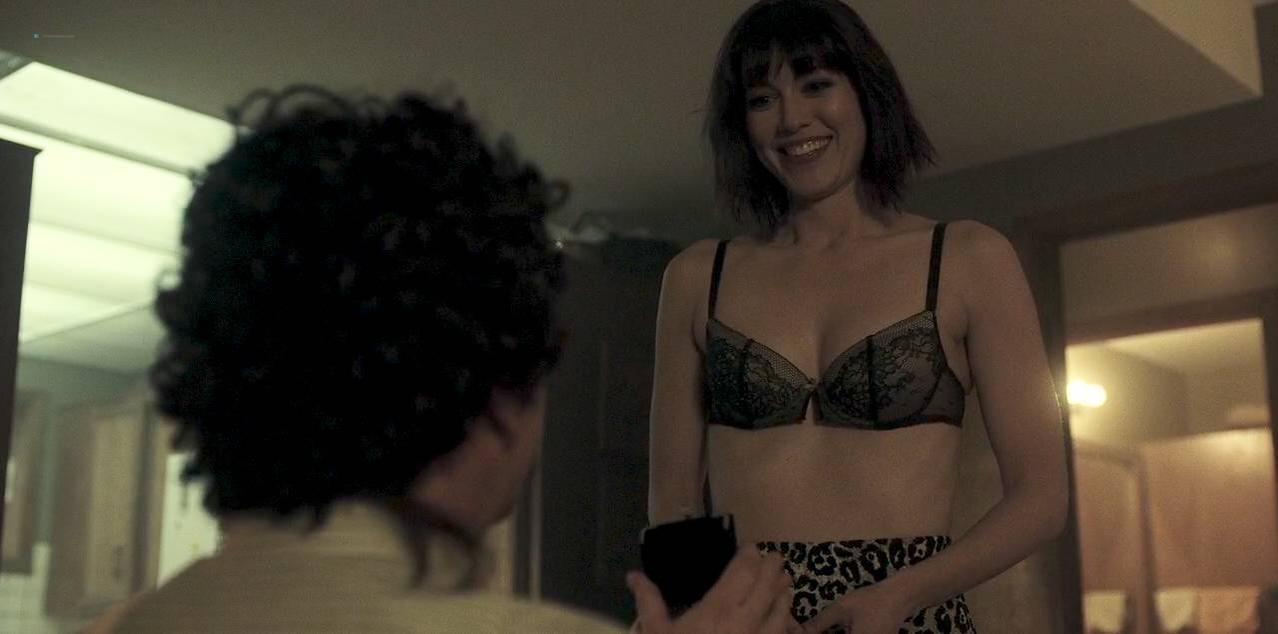 bernard krause add mary elizabeth winstead boobs photo