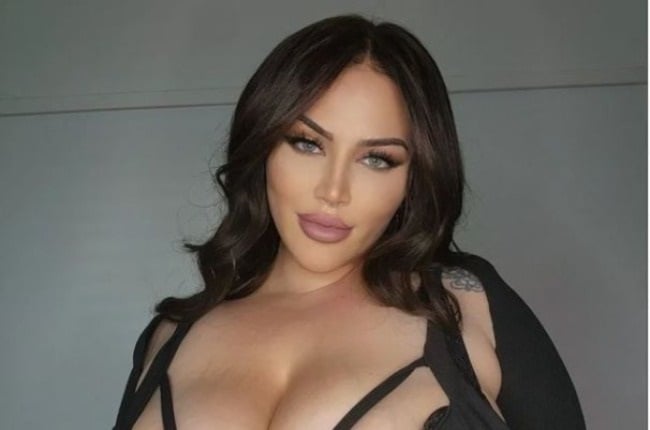 akram haifa add tits and big boobs photo