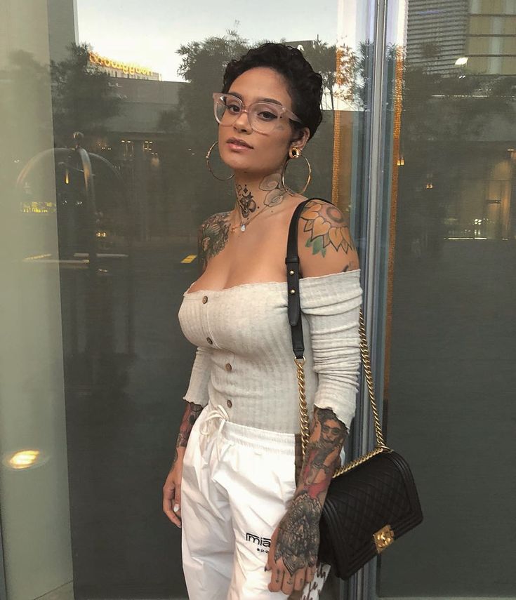 alexander lingad add kehlani ass photo