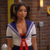 diego smith add brenda song mude photo