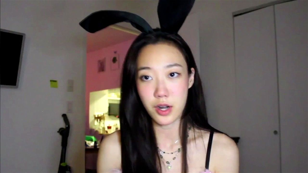 daniel lipe recommends asian premature cum agnes ajah add Exgf facial photo