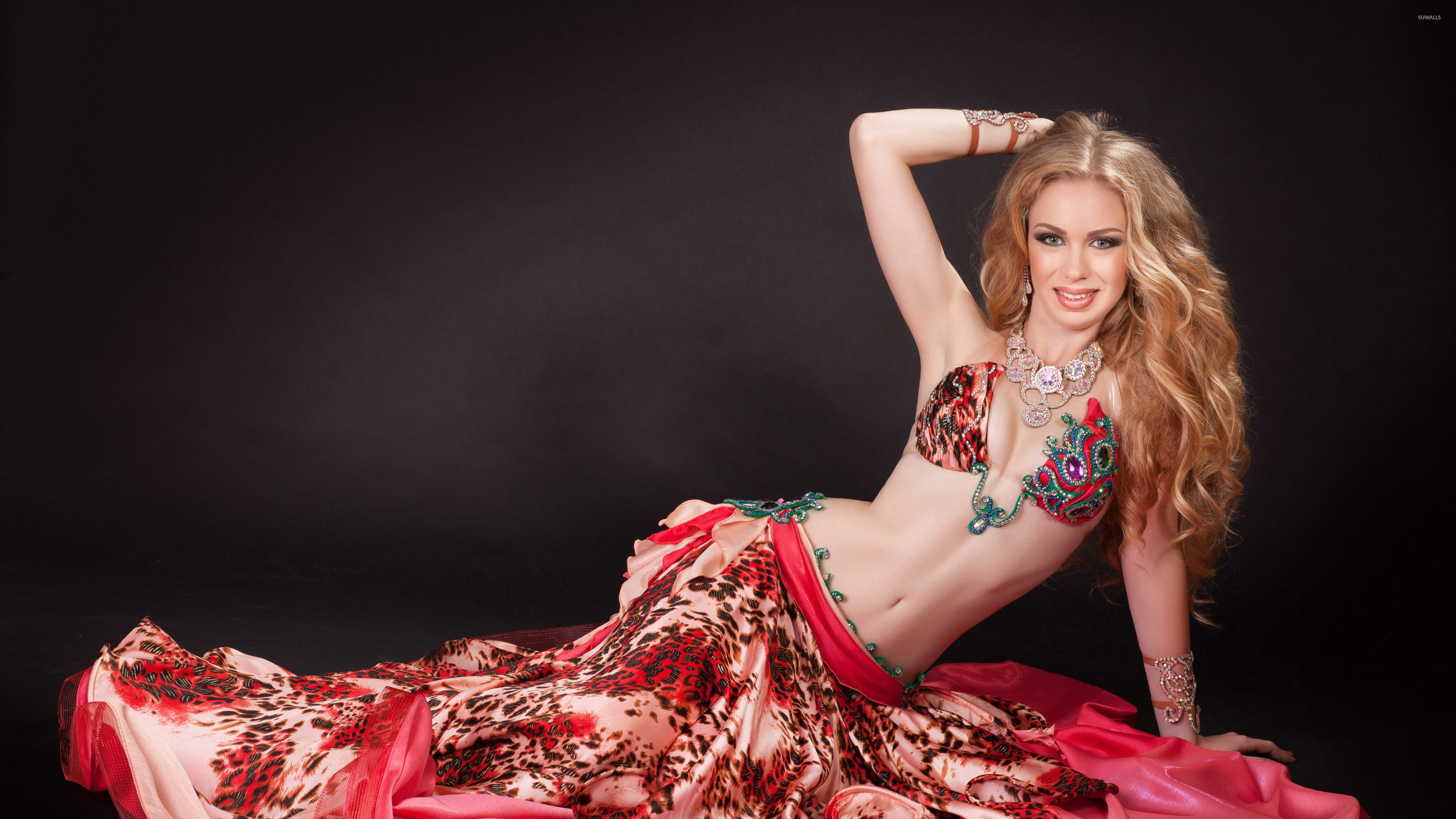 doris potts add blonde belly dance photo