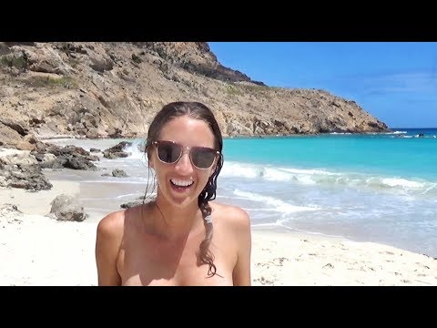 courtney traylor add first time naked beach photo